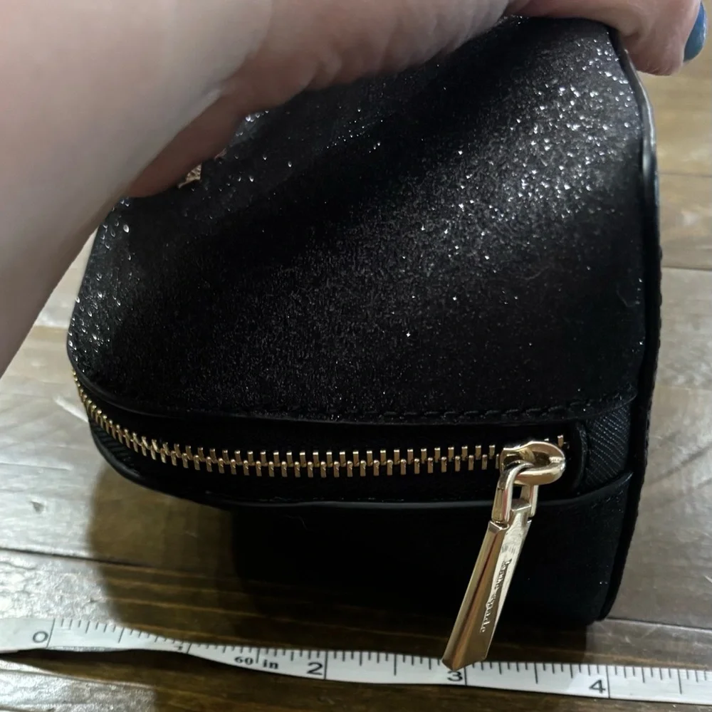 Kate Spade New York Shimmy Glitter Cosmetics Case in Black